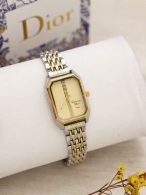 Watches 5445346652870275389 450px