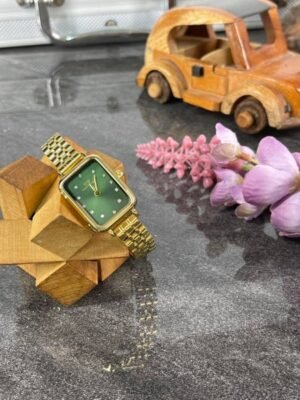 Watches 5924713330075878496 450px